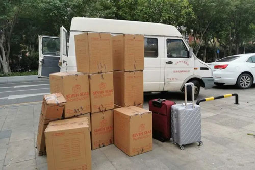 老城镇行李托运公司